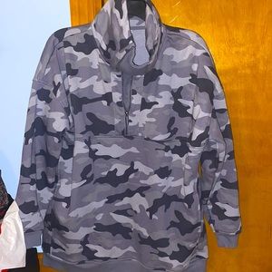 old navy camo quarter zip
